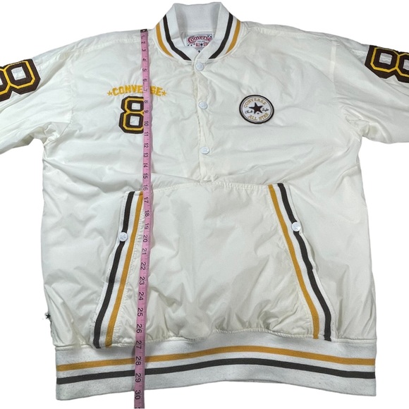 Converse size Xl white/cream half button varsity jacket with kangaroo pocket EUC - Picture 9 of 10